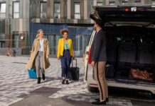 How To Organise Transport For Corporate Guests In Manchester